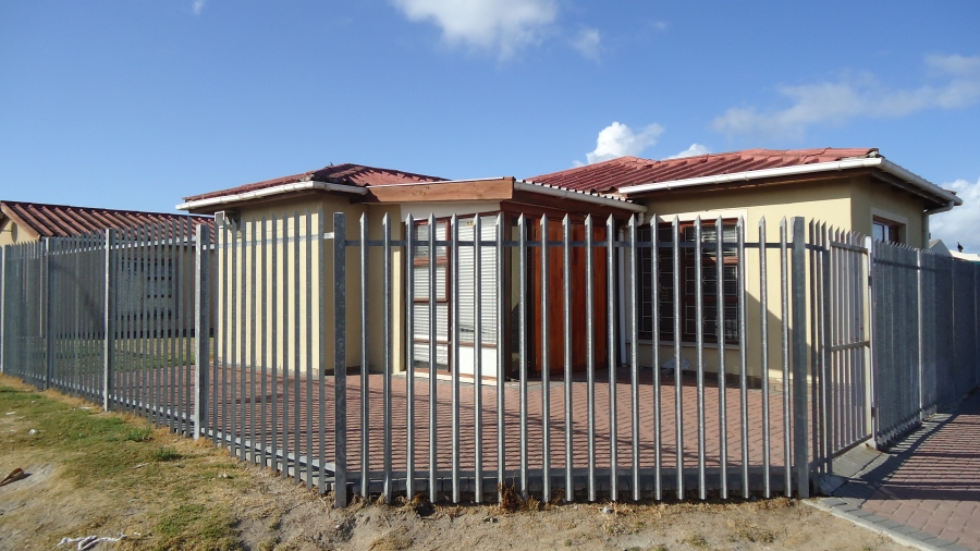 3 Bedroom Property for Sale in New Macassar Western Cape